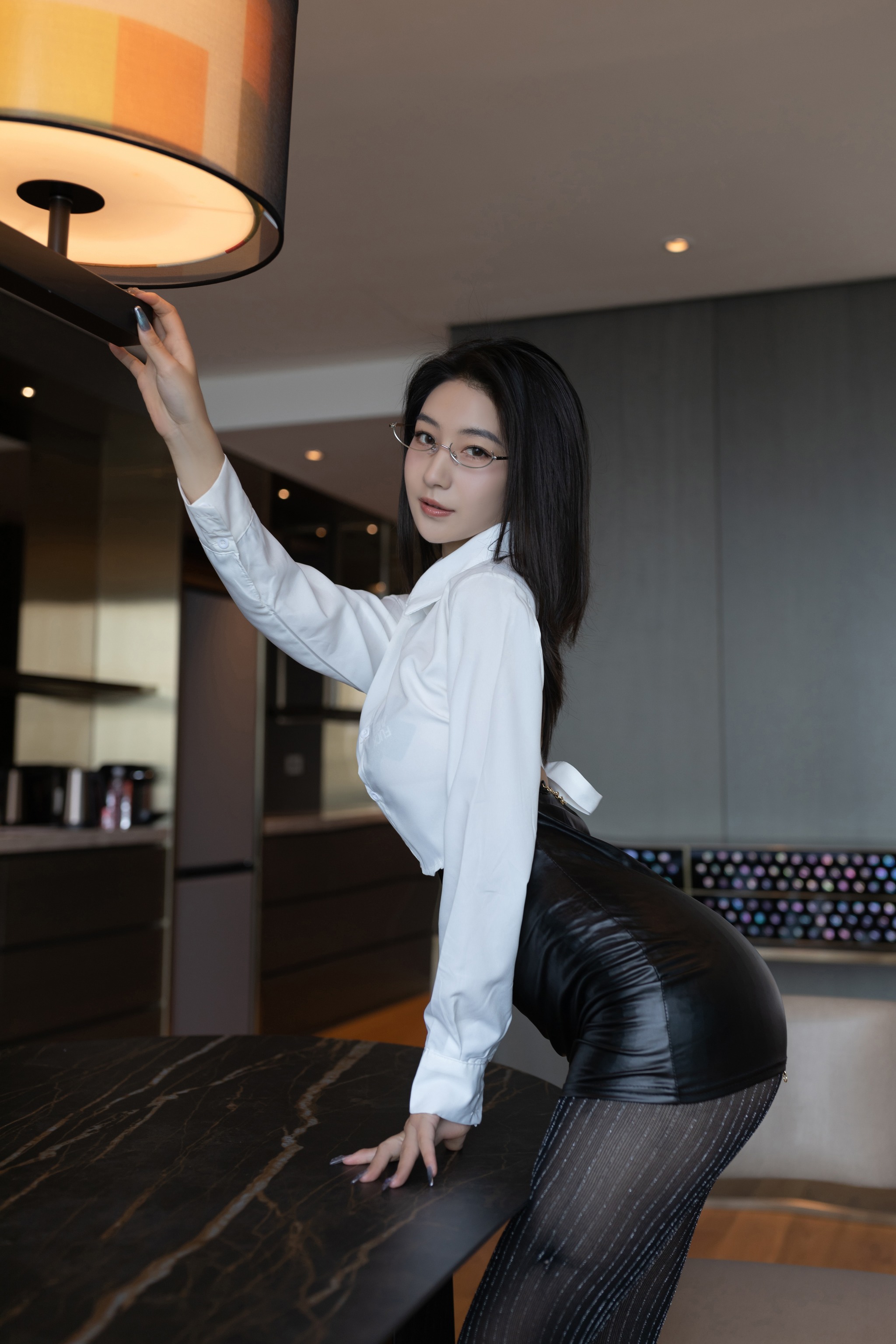 图片[1]-熊小诺 – NO.7547 003.熊小诺 – 内购 韩式老师空姐剧情[78P]-XikXak